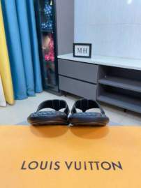 Picture of Louis Vuitton Slippers _SKULVsz38-44mnf10031225